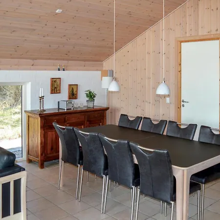 Awesome In With Kitchen Holiday home *